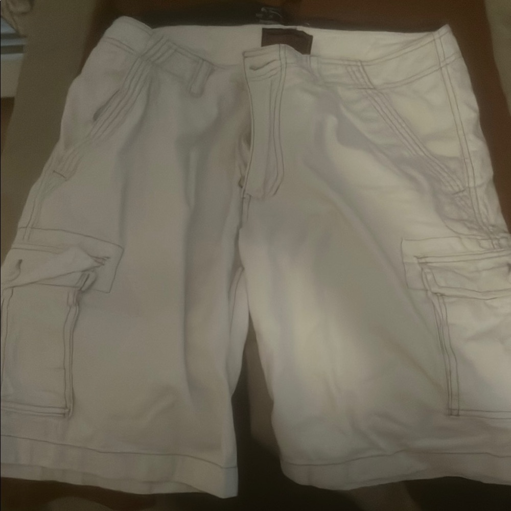 Men's White Cargo Shorts